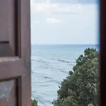To Mpalkoni 3*