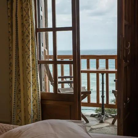 To Mpalkoni 3* Chorefton