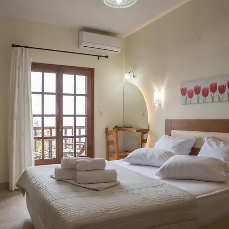 To Mpalkoni Pensionat Chorefton