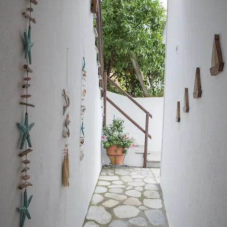 To Mpalkoni 3* Chorefton