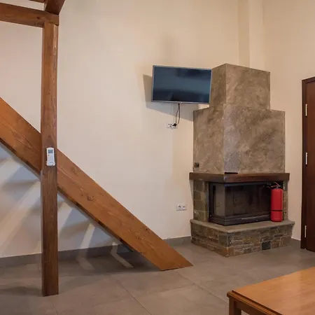 To Mpalkoni Chorefton