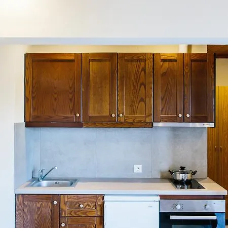 To Mpalkoni Chorefton