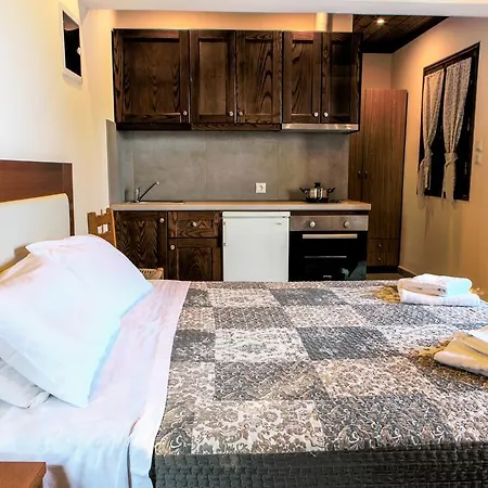 To Mpalkoni 3* Chorefton