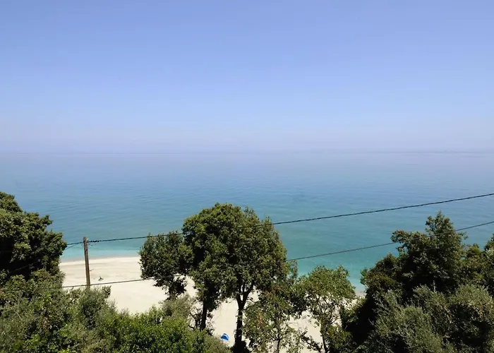 בית הארחה To Mpalkoni חורפטו