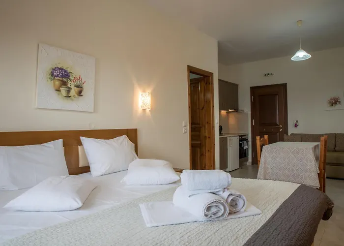 To Mpalkoni חורפטו