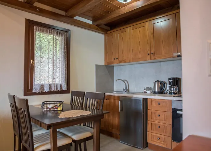 To Mpalkoni 3* Chorefton