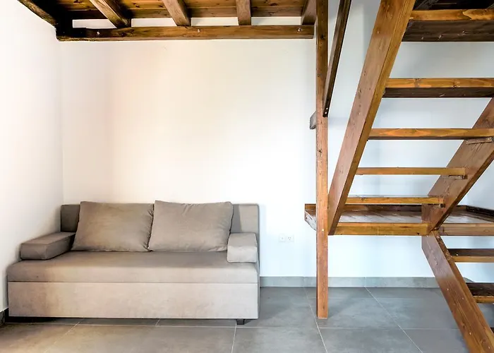 בית הארחה To Mpalkoni חורפטו