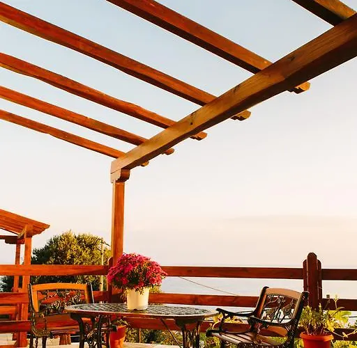 בית הארחה To Mpalkoni