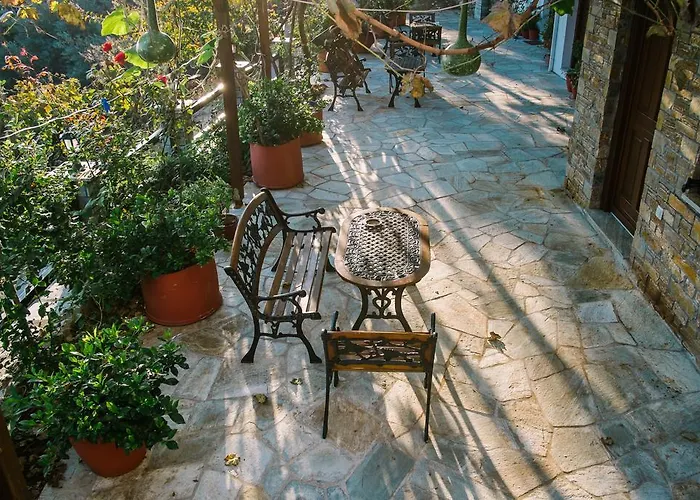 בית הארחה To Mpalkoni חורפטו